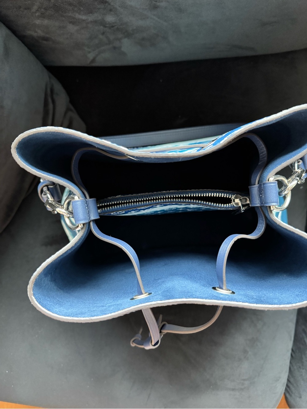 Louis Vuitton Blue Tie-Dye Monogram Bucket Bag - Picture 6 of 8